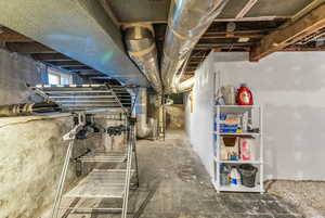 Below grade area with heating unit