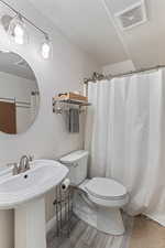 Downstairs full bathroom.