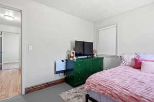 Bedroom with baseboards