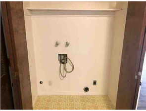 Laundry area with electric dryer hookup and hookup for a washing machine