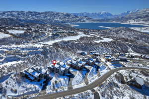 Snowy aerial view with a mountain view