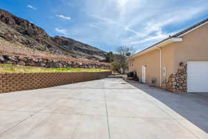 View of patio / terrace featuring a mountain view