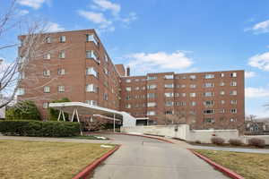 View of apartment building / complex