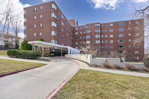 View of apartment building / complex