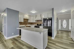 Open layout to dining and great room!