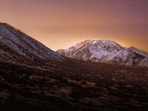 Backyard looks at these mountains