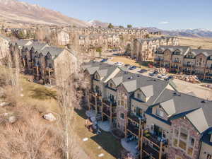 Aerial view of community with mountains