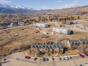 Aerial view of community with mountains