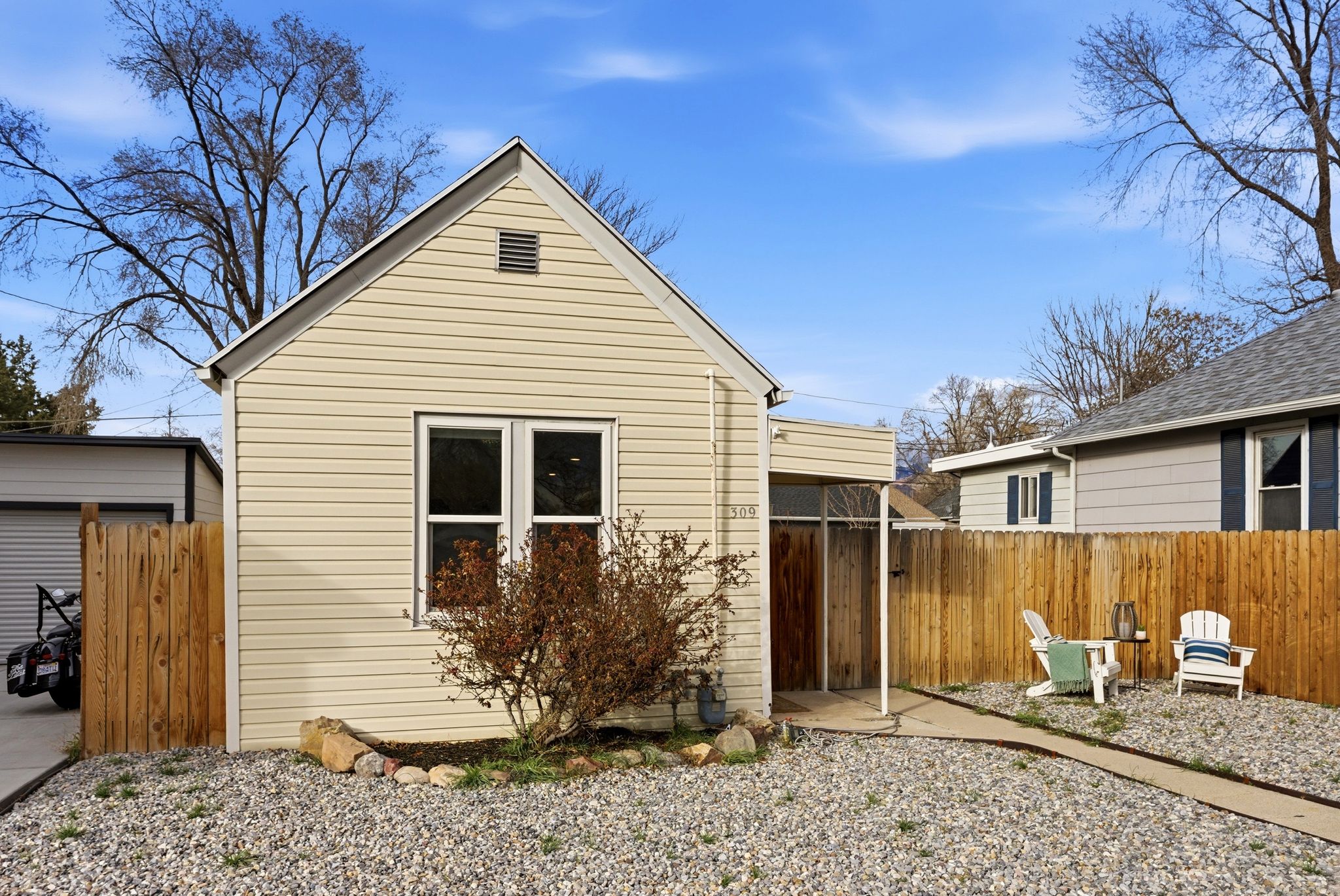 View of side of property