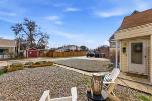 View of yard with a residential view