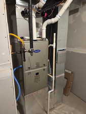 Utilities with heating unit