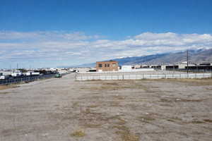View of yard featuring a mountain view