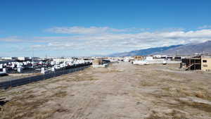 View of yard featuring a mountain view