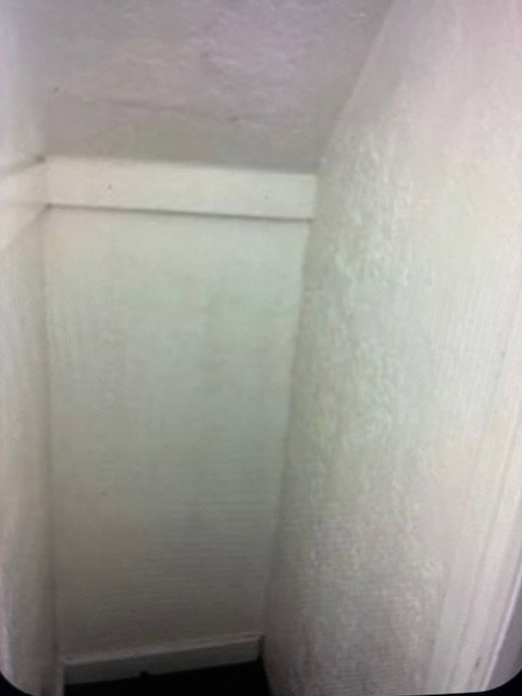 Upper floor 1 bedroom storage room
