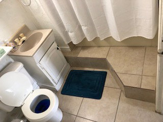 Upper floor 1 bedroom