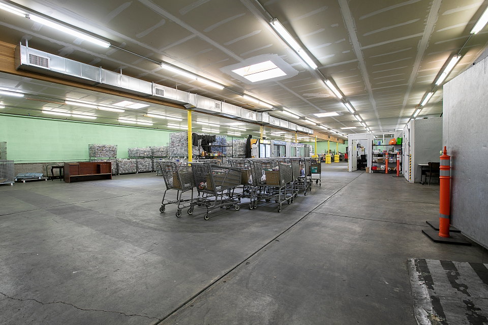 Miscellaneous room featuring a garage