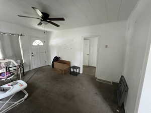 Foyer with ceiling fan