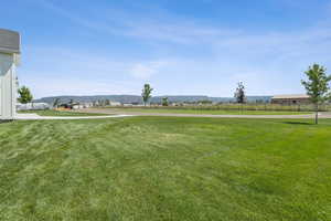 View of yard featuring a mountain view