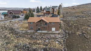 Bird's eye view of a mountainous background