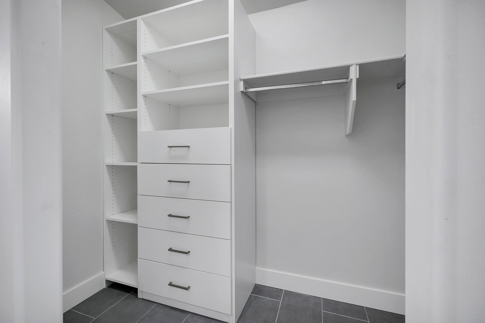 View of walk in closet
