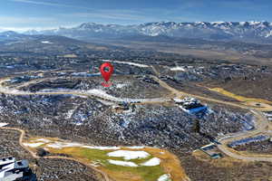 View of property location featuring a mountainous background