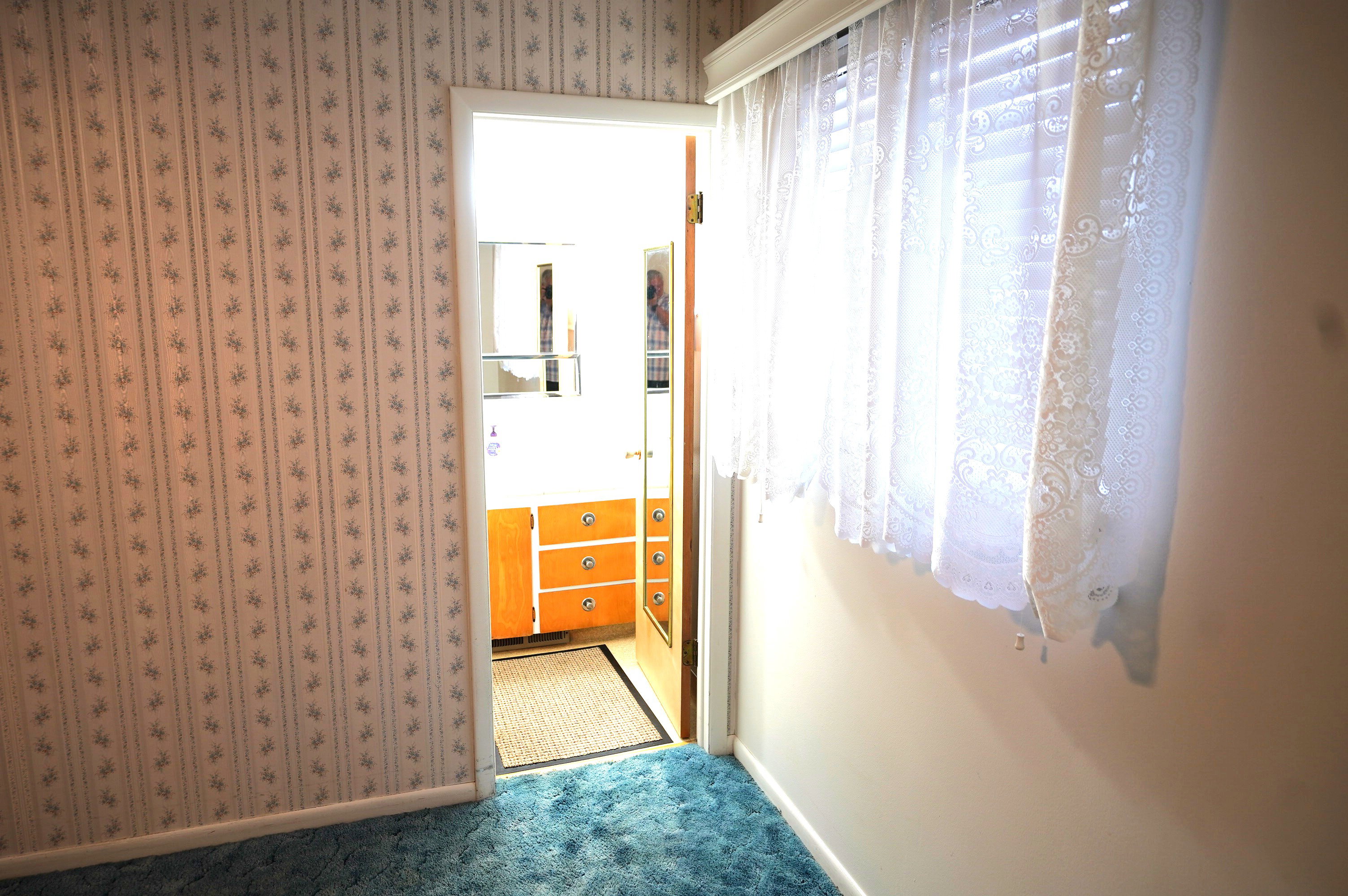 Corridor with baseboards
