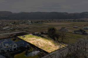 Overview of rural landscape with mountains