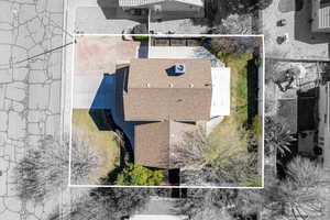 View of subject property featuring property parcel outlined