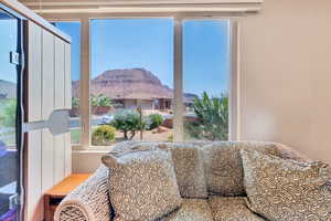 Sitting room with a mountain view