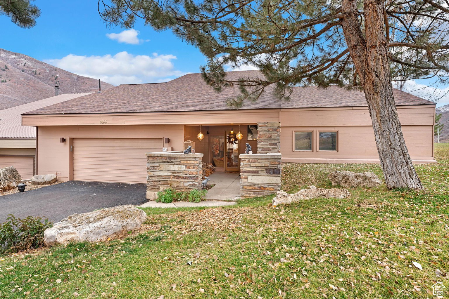 9133  ELDERBERRY LN Provo Canyon UT 84604