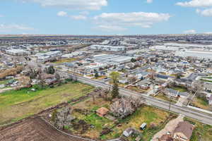 Bird's eye view of an industrial area