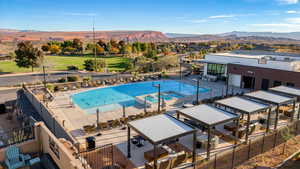 Solis Community Pool