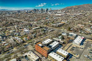 View of property location with nearby urban area and a mountain backdrop