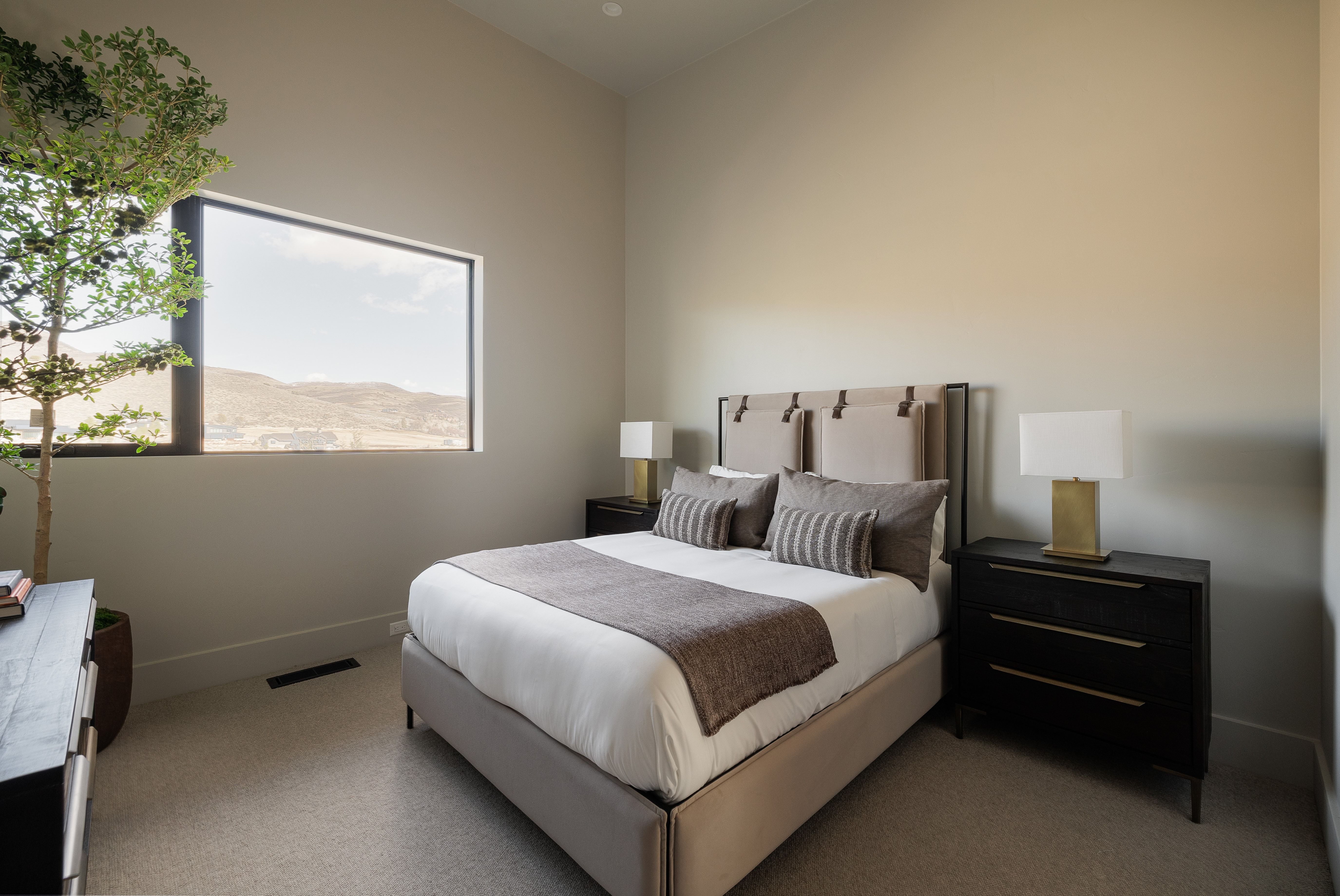 Bedroom featuring carpet