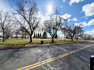 neighborhood park 5-minute walk