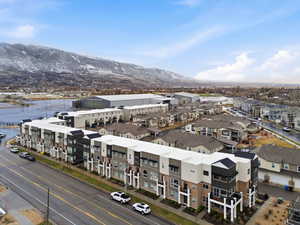 Bird's eye view of a mountain backdrop