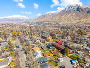 Aerial perspective of suburban area with mountains