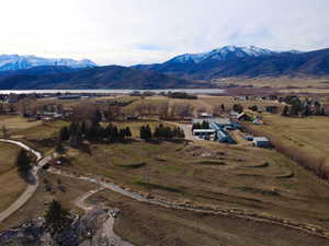 Aerial view of sparsely populated area featuring mountains