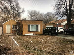 Two single houses in one land