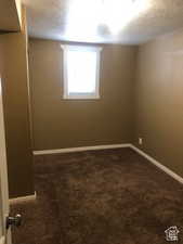 Back single house bedroom 1 with one car garage and backyard deck