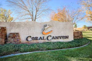 Community sign featuring a yard