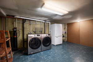 Laundry area with independent washer and dryer
