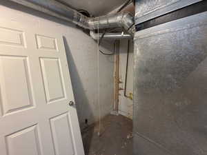 Utilities featuring heating unit