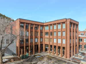 View of apartment building / complex
