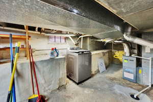 Below grade area with washer / dryer