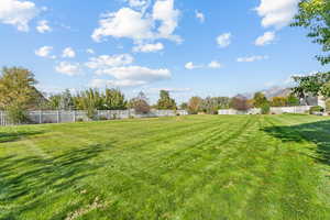 View of yard featuring a mountain view