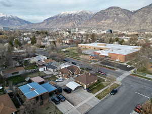 View of property location featuring mountains