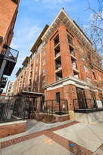 View of apartment building / complex