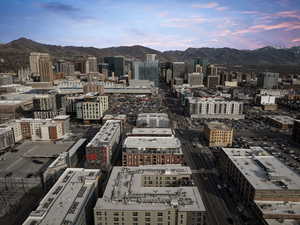 City view with mountains