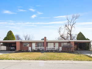 Side by Side duplex on the corner of 1700 E and Imperial St.